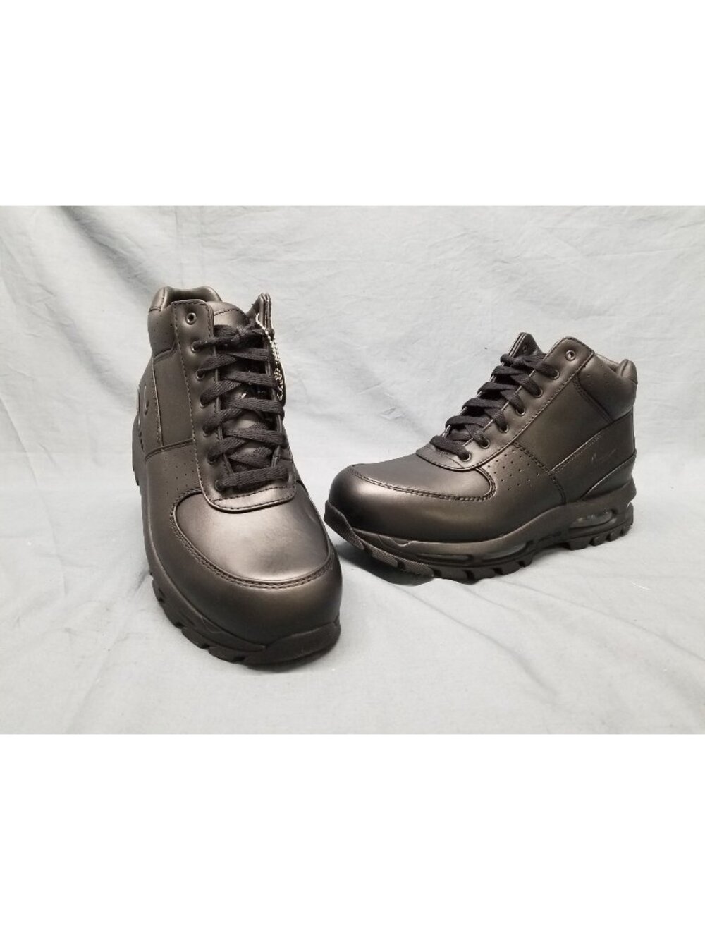 Nike Air Max Goadome Black Leather Boots Mens Size 10.5 NEW IN BOX!